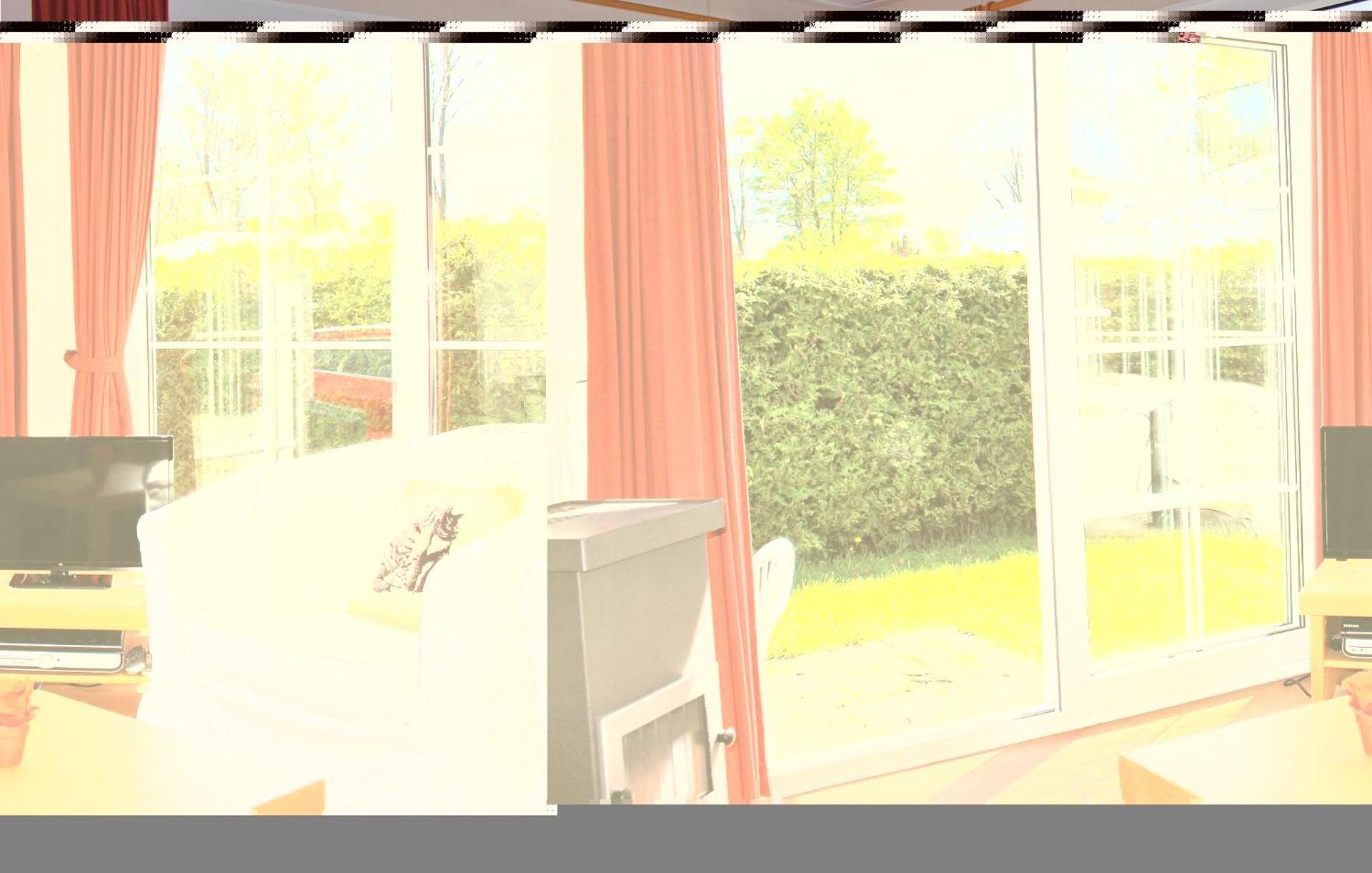 2 Bedroom Awesome Home In Tzummarum Esterno foto
